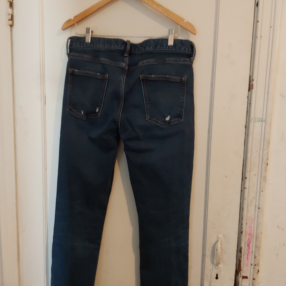 Old navy slim jeans - Picture 2 of 4